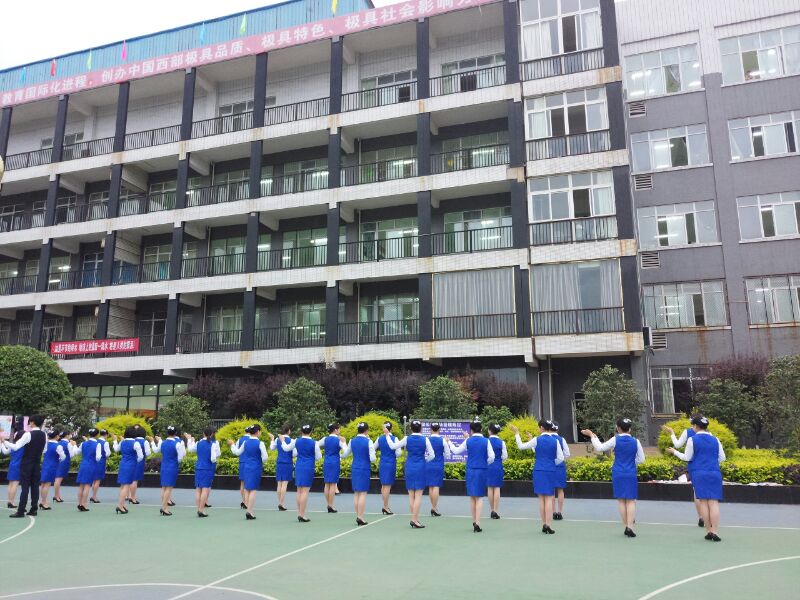 女生就读成都市铁路学校好不好？_成都铁路学校招生