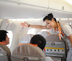 成都公办航空学校，成都哪所航空学校学费最低_成都铁路学校招生