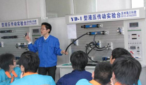 重庆市农业机械化学校机电制造技术专业