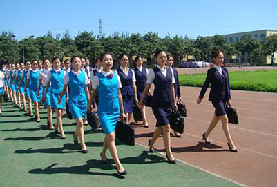 2018年成都航空学校空乘专业薪酬高