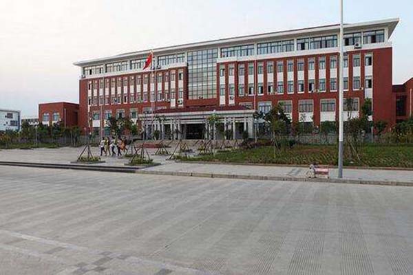 德阳职高学院哪些好 德阳职高学院哪些好