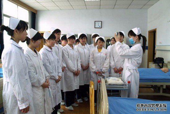 重庆市医药卫生学校地址在哪里