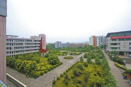 长宁县职业高级中学2019年报名条件