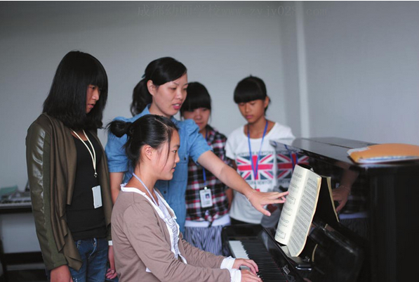 成都幼师学校的管理教学规范_成都铁路学校招生