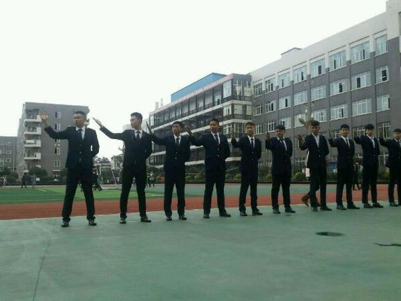 成都铁路局到机电学院招聘届毕业生_成都铁路学校招生