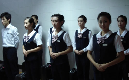 铁路专业张慧，李小燕等8位同学入职火车东站_成都高铁学校招生