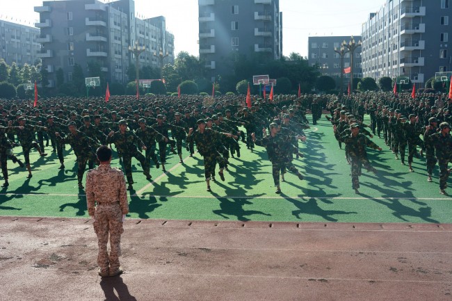 成都高铁学校新生需要军训吗_成都高铁学校招生